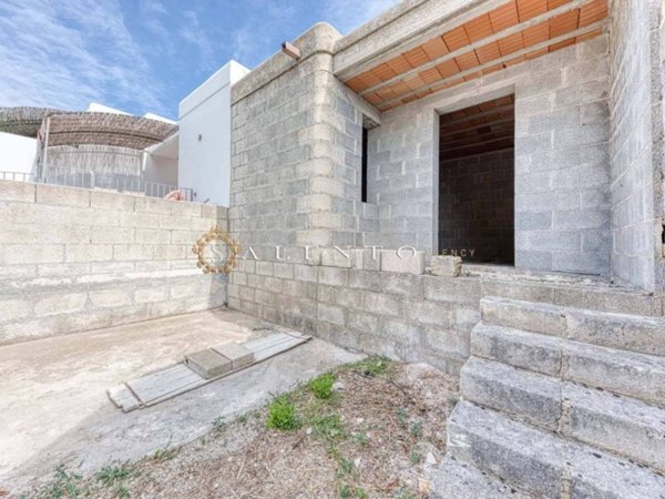 casa indipendente in vendita a Morciano di Leuca in zona Marina di Torre Vado