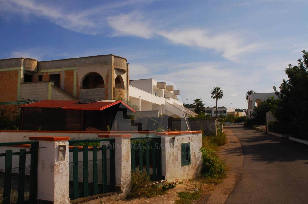 casa indipendente in vendita a Morciano di Leuca