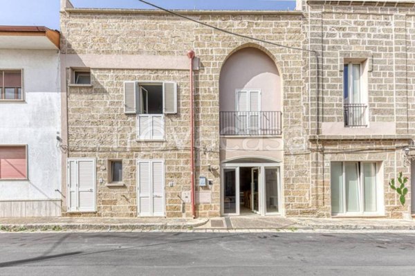 casa indipendente in vendita a Morciano di Leuca in zona Marina di Torre Vado