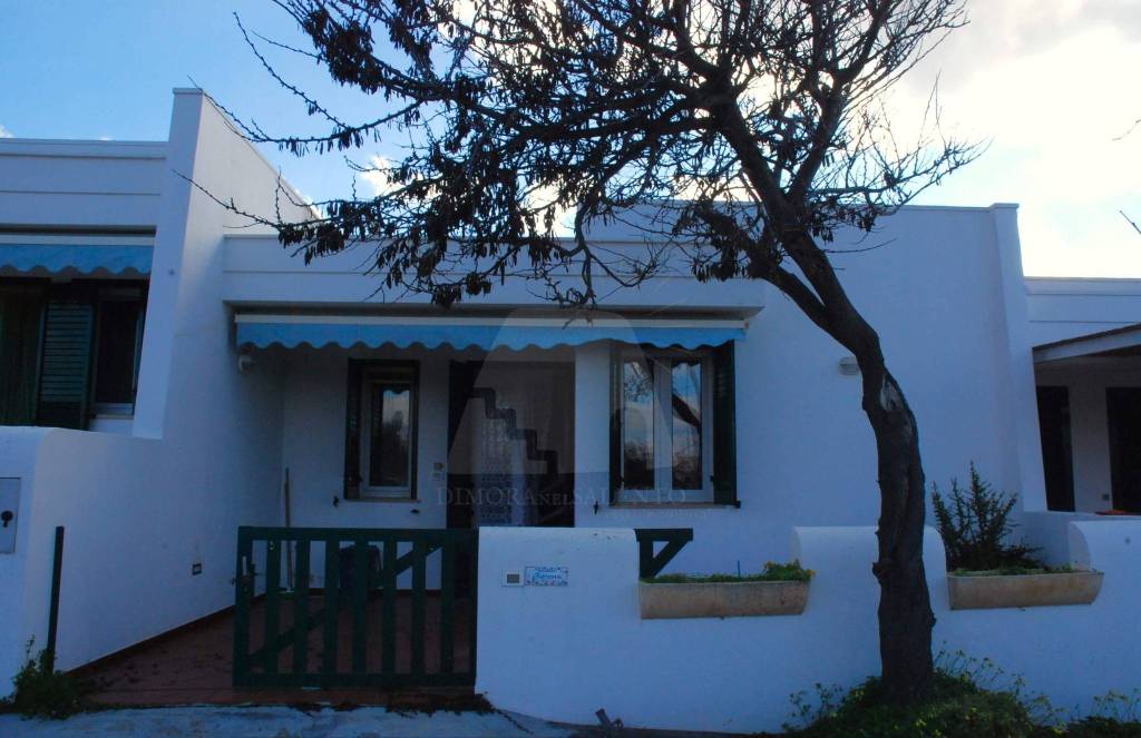 casa indipendente in vendita a Morciano di Leuca