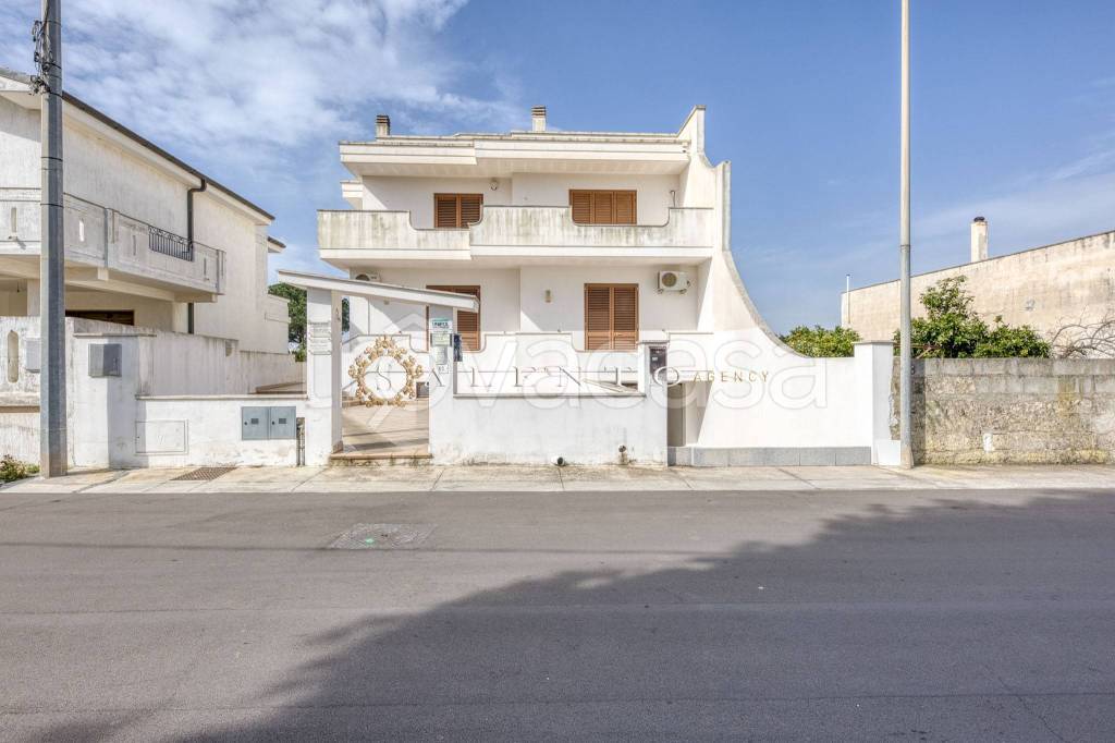 casa indipendente in vendita a Morciano di Leuca