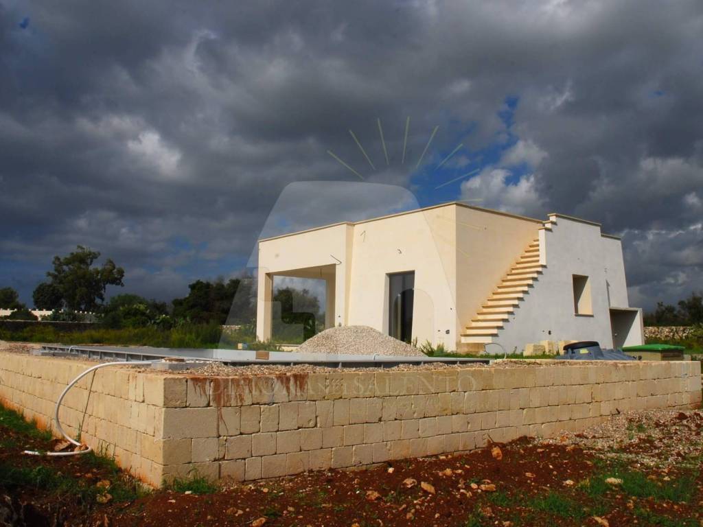 casa indipendente in vendita a Morciano di Leuca