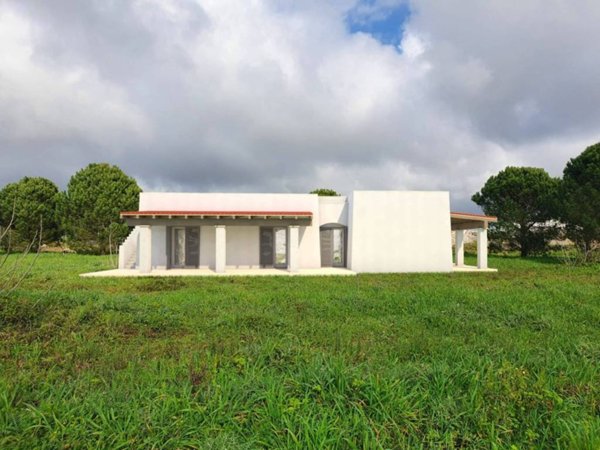 casa indipendente in vendita a Morciano di Leuca