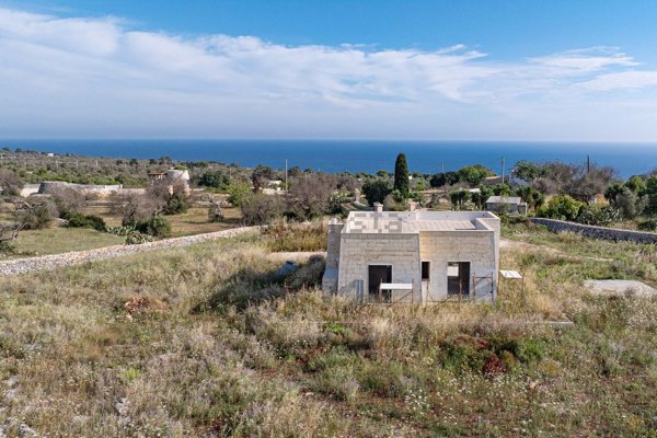 casa indipendente in vendita a Morciano di Leuca