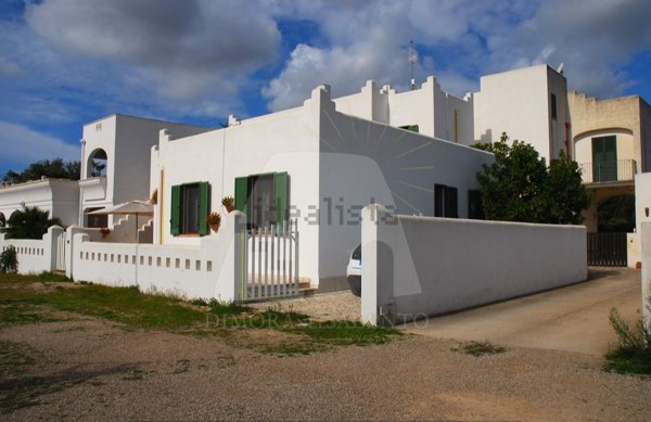 casa indipendente in vendita a Morciano di Leuca in zona Barbarano del Capo