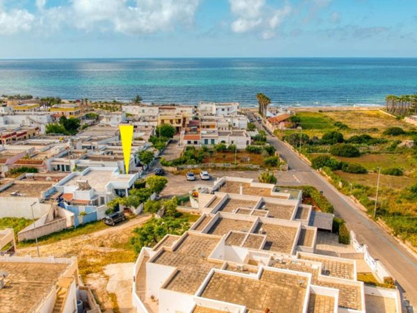 casa indipendente in vendita a Morciano di Leuca