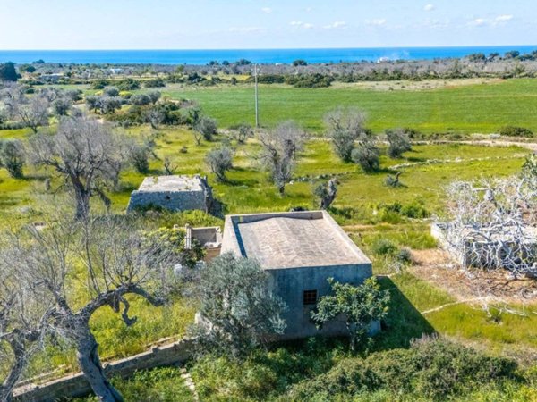 casa indipendente in vendita a Morciano di Leuca