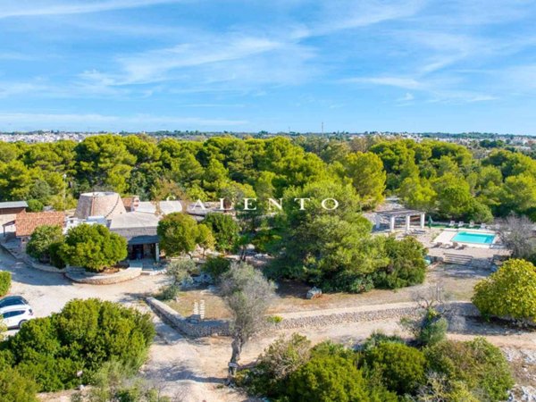casa indipendente in vendita a Morciano di Leuca