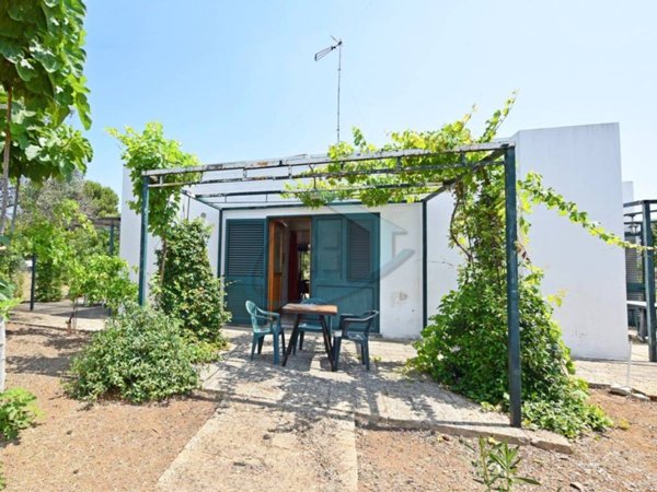 casa indipendente in vendita a Morciano di Leuca