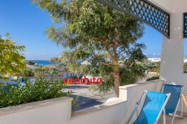 casa indipendente in vendita a Morciano di Leuca