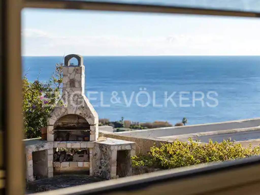 casa indipendente in vendita a Morciano di Leuca
