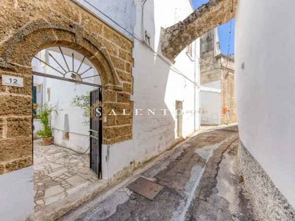 casa indipendente in vendita a Morciano di Leuca