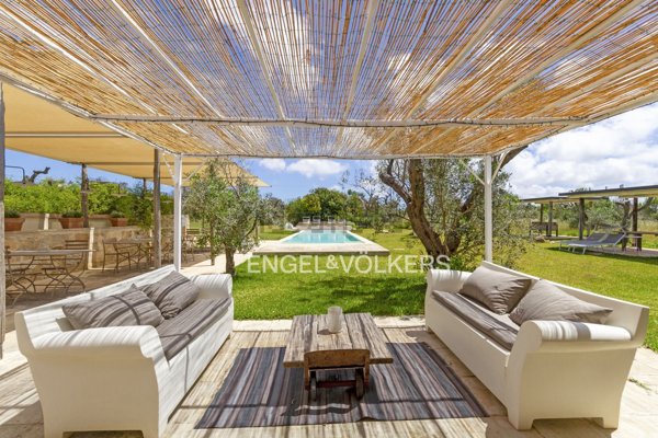 casa indipendente in vendita a Morciano di Leuca