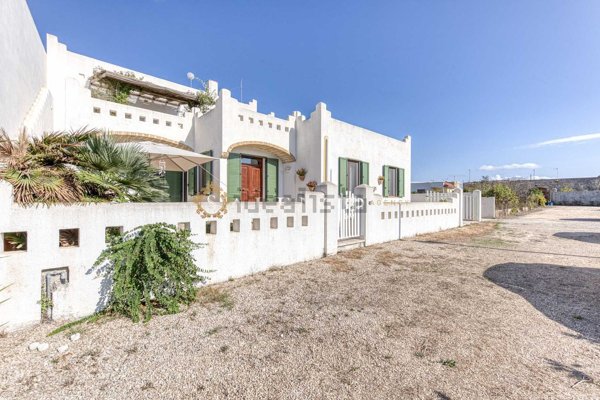 casa indipendente in vendita a Morciano di Leuca in zona Barbarano del Capo