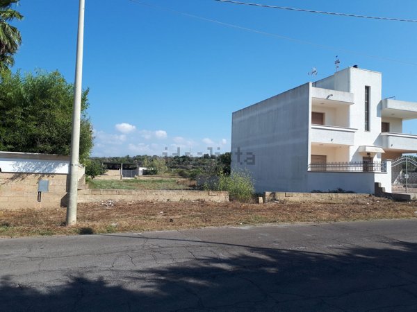terreno edificabile in vendita a Morciano di Leuca