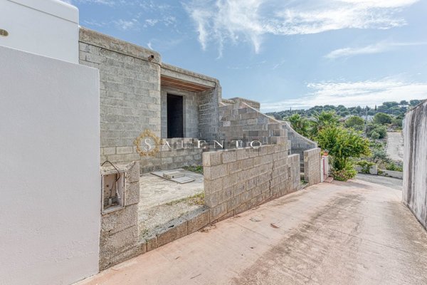 casa indipendente in vendita a Morciano di Leuca in zona Marina di Torre Vado