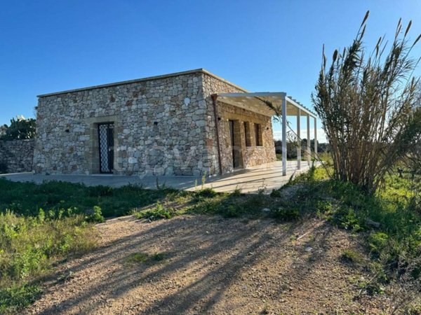 casa indipendente in vendita a Morciano di Leuca
