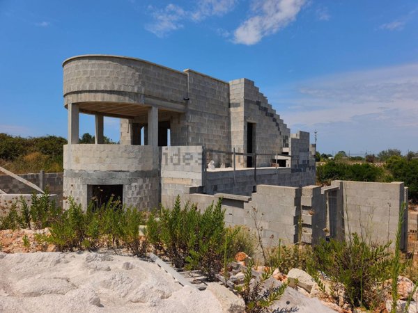 casa indipendente in vendita a Morciano di Leuca