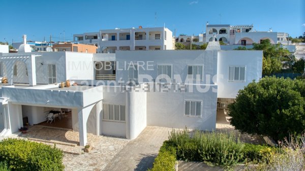 casa indipendente in vendita a Morciano di Leuca