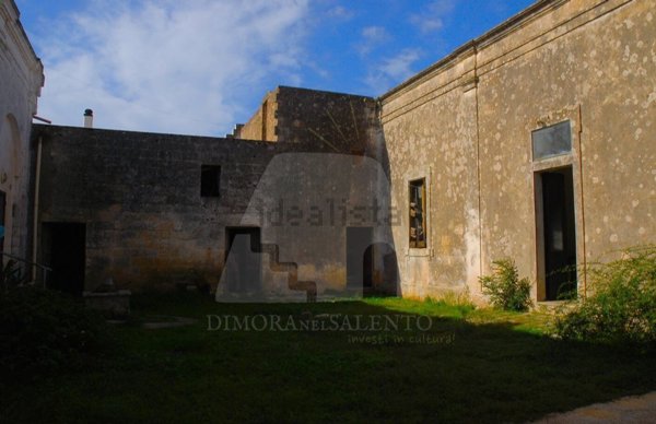 casa indipendente in vendita a Morciano di Leuca
