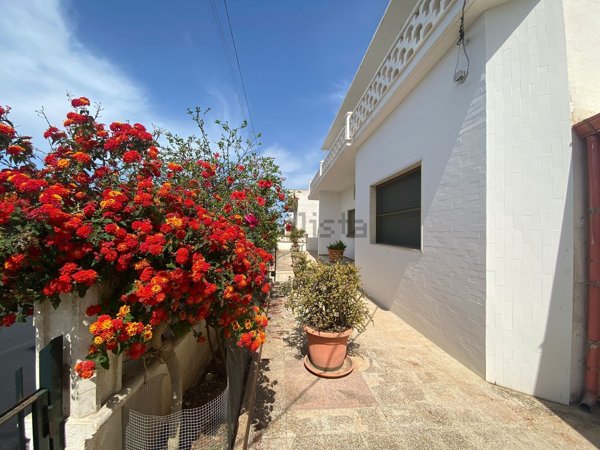 casa indipendente in vendita a Morciano di Leuca in zona Marina di Torre Vado
