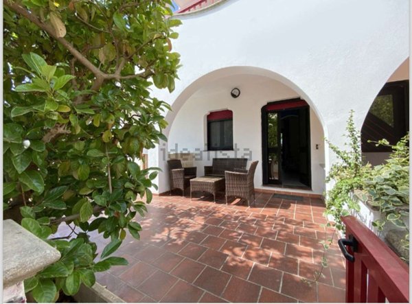 casa indipendente in vendita a Morciano di Leuca