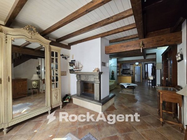 casa indipendente in vendita a Morciano di Leuca