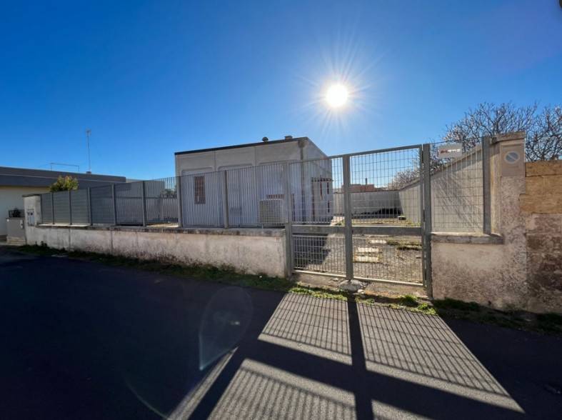 locale commerciale in vendita a Morciano di Leuca in zona Barbarano del Capo