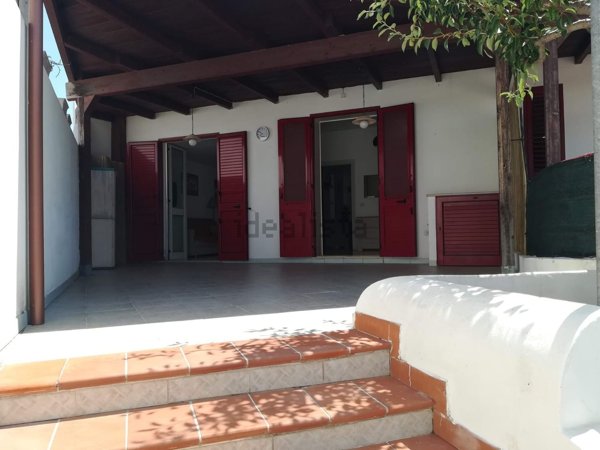 casa indipendente in vendita a Morciano di Leuca