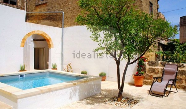 casa indipendente in vendita a Morciano di Leuca