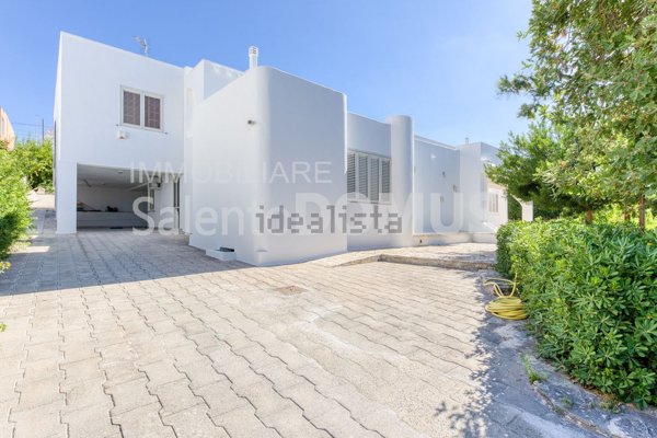 casa indipendente in vendita a Morciano di Leuca