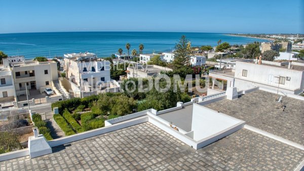 casa indipendente in vendita a Morciano di Leuca