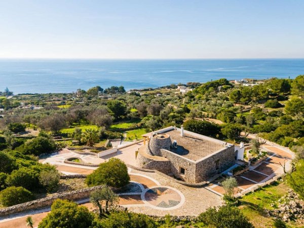casa indipendente in vendita a Morciano di Leuca in zona Marina di Torre Vado