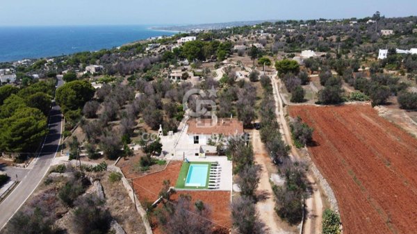 casa indipendente in vendita a Morciano di Leuca