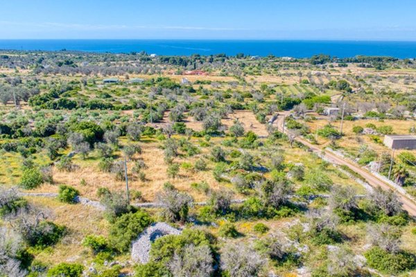 casa indipendente in vendita a Morciano di Leuca in zona Marina di Torre Vado