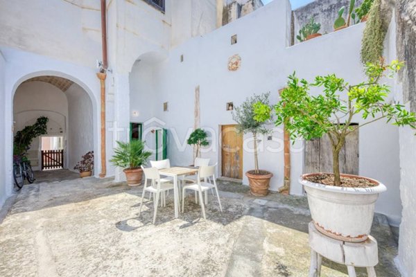 casa indipendente in vendita a Morciano di Leuca