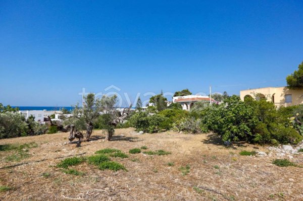 casa indipendente in vendita a Morciano di Leuca in zona Marina di Torre Vado