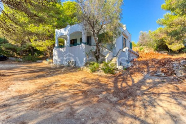casa indipendente in vendita a Morciano di Leuca in zona Marina di Torre Vado