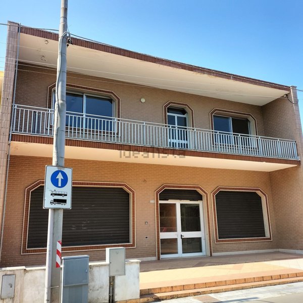 locale commerciale in vendita a Muro Leccese