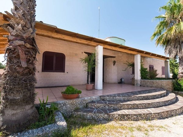 casa indipendente in vendita a Muro Leccese