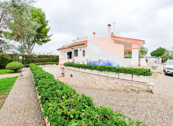 casa indipendente in vendita a Muro Leccese