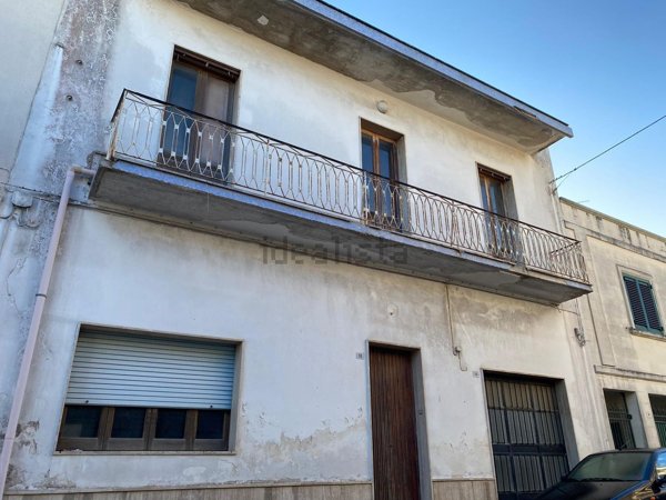 pentavano in vendita a Muro Leccese