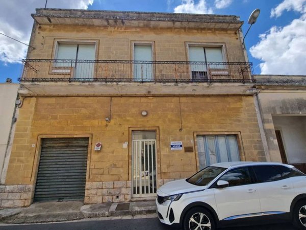 casa indipendente in vendita a Muro Leccese