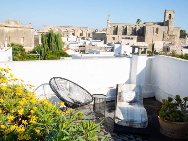 intera palazzina in vendita a Muro Leccese