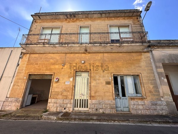 casa indipendente in vendita a Muro Leccese