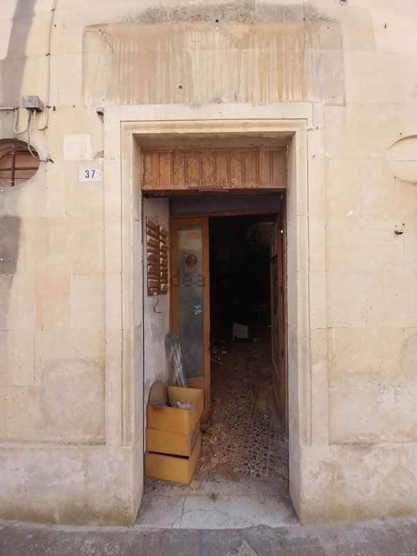 casa indipendente in vendita a Muro Leccese