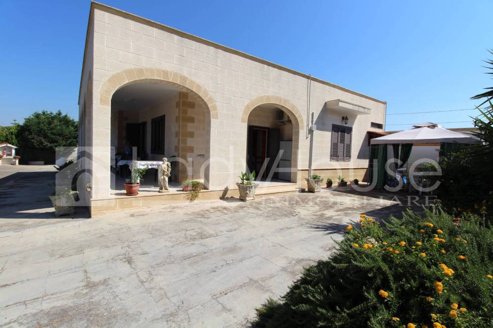 casa indipendente in vendita a Nardò in zona Pagani