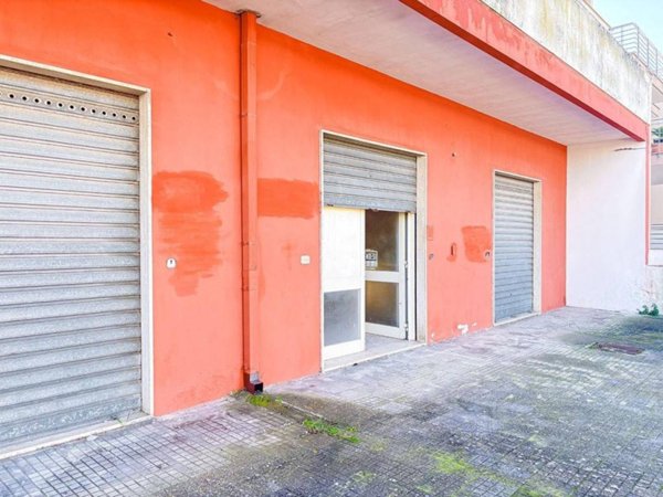 locale commerciale in vendita a Nardò