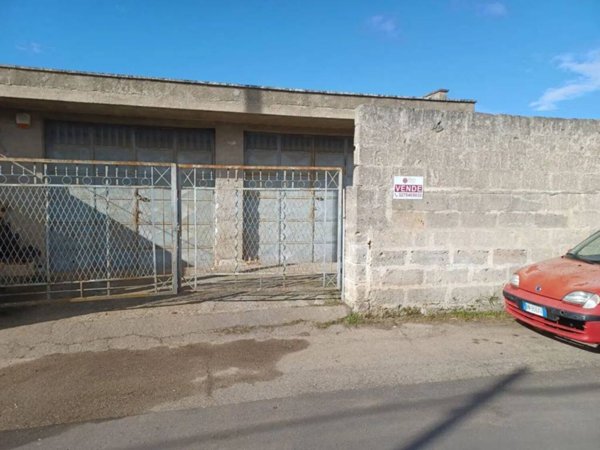 negozio in vendita a Nardò