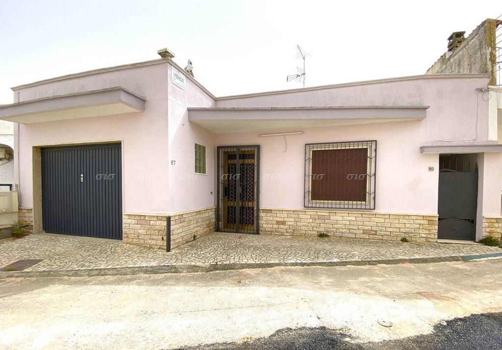 casa indipendente in vendita a Nardò in zona Santa Maria al Bagno